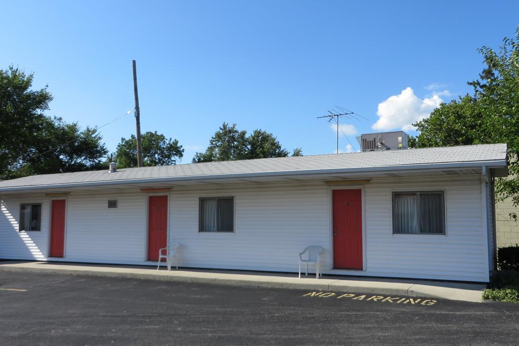 Seacrest Motel Sandusky Exterior photo