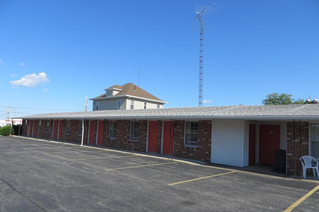 Seacrest Motel Sandusky Exterior photo